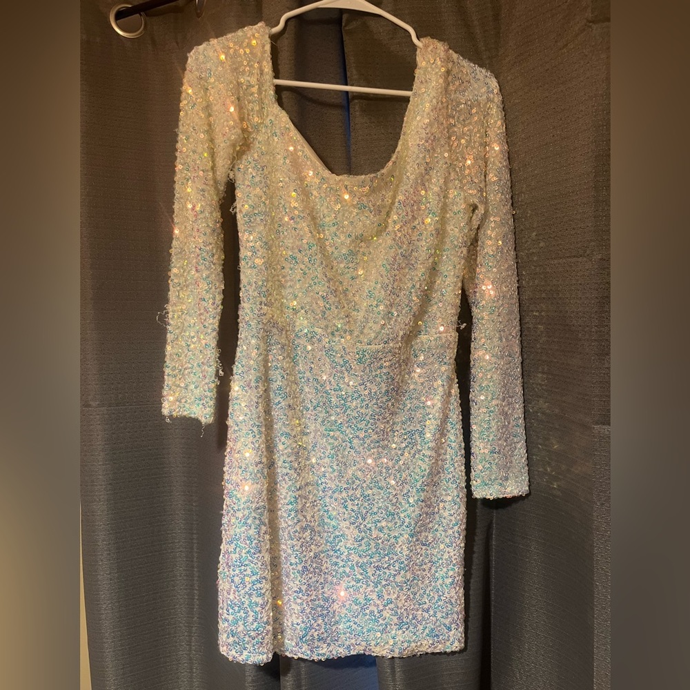 mini dress from windsor perfect for winter dance.